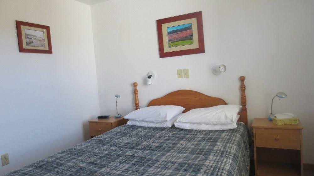 Parrsboro The Sunshine Inn מראה חיצוני תמונה